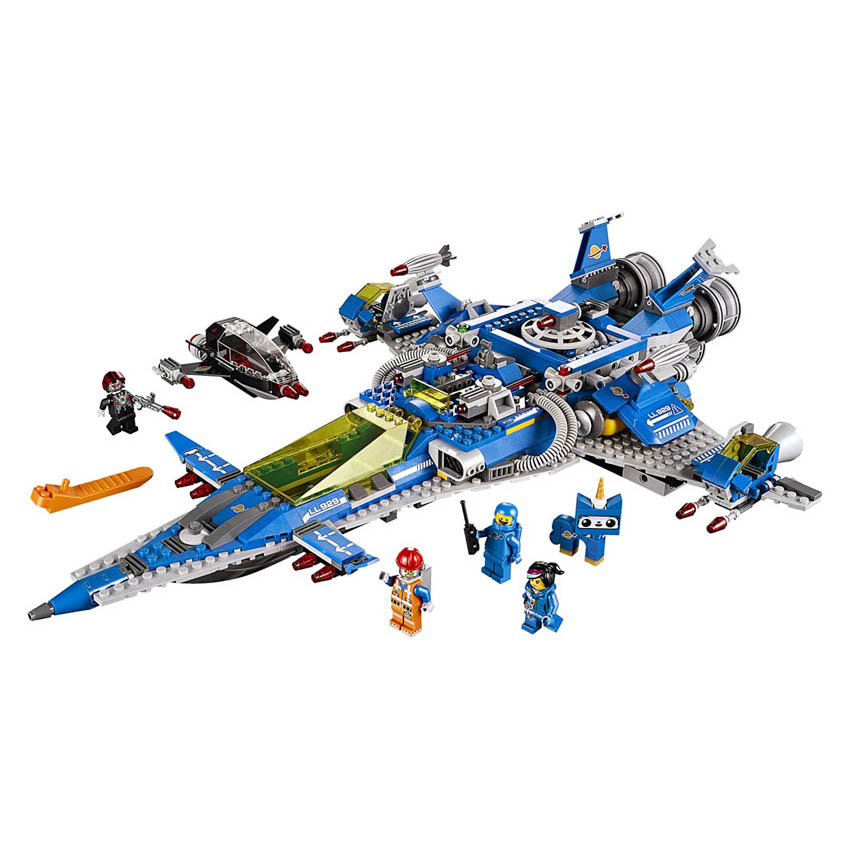 Rent Benny's Spaceship, Spaceship, Spaceship! LEGO® toy set - Brick  PlayStudio